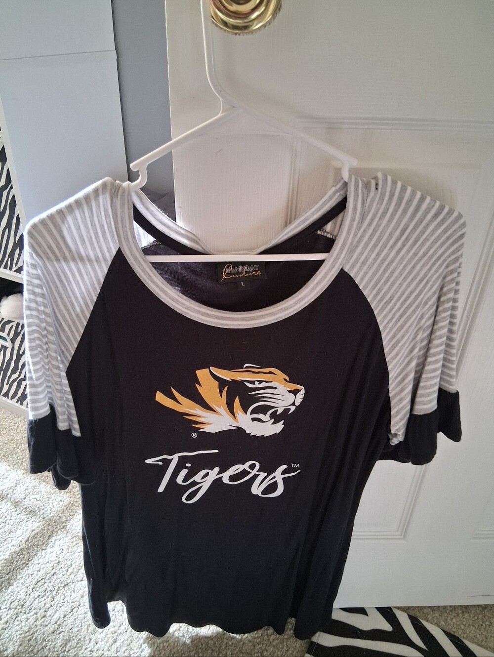 Women's Mizzou Tigers top